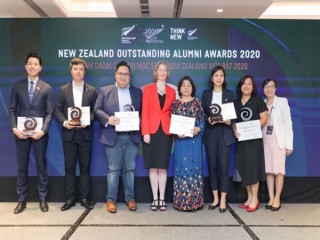 Đại sứ quán New Zealand vinh danh 6 cựu du học sinh Việt Nam