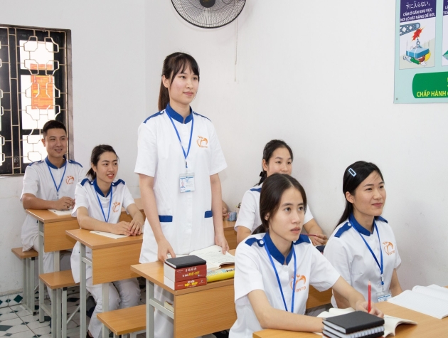 Y Khoa Việt Nam tiên phong trong lĩnh vực giảng dạy và đổi mới ngành chăm sóc sắc đẹp